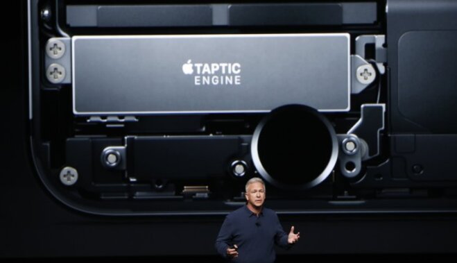 Apple представила iPhone 7 и iPhone 7 Plus; лишила их разъема с 50-летней историей