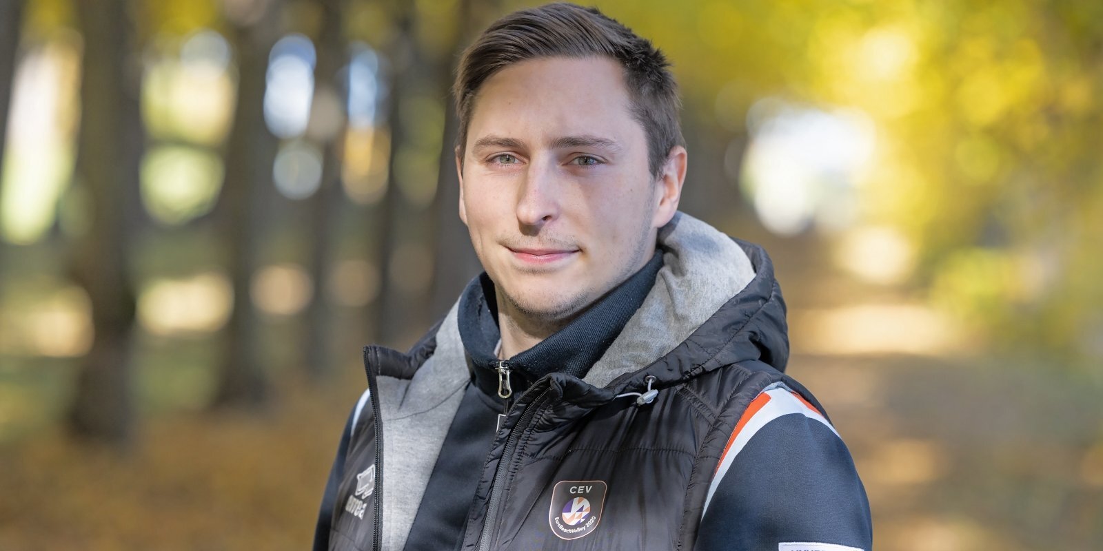 Asaras, sliņķi un dzīvnieki. Rallija čempiona un tenisa zvaigznes ķermeņa 'mehāniķis'