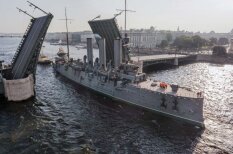 Krievija atjaunošanai atkal kustina leģendāro kreiseri &#x27;Aurora&#x27;