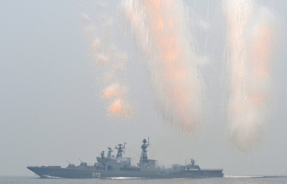 Вежливые люди отпраздновали день Военно-Морского Флота
