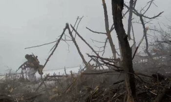 Kaujas video no karavīra skatupunkta - kā divi ukraiņi atsit krievu uzbrukumu
