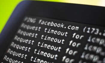 БПБК хочет блокировать Facebook в Латвии. Почему это осуществимая, но странная идея