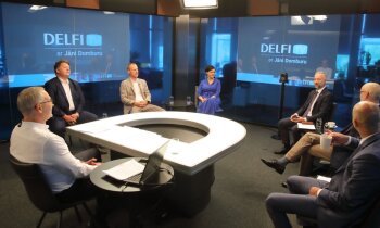 'Delfi TV ar Jāni Domburu' diskusija 'Likumprojekts par Covid-19 vakcināciju darbavietās: par vai pret?' Pilns ieraksts