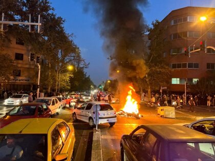 Irānas ģenerālis paziņo, ka protestos gājuši bojā 300 cilvēki