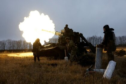 Lavrovs mudina Ukrainu 'pa labam' izpildīt agresora prasības; Podoļaks – pati Krievija tiks demilitarizēta