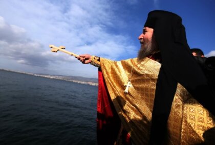 Ukrainas dienesti Maskavas patriarhāta pareizticīgās baznīcas objektos atrod krievu propagandas materiālus