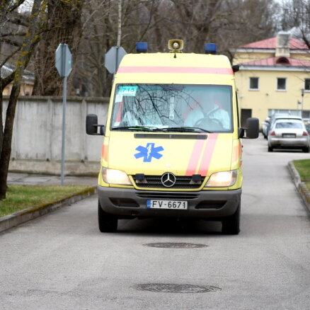 Коронавирус: кому в Латвии положен и кому не положен больничный
