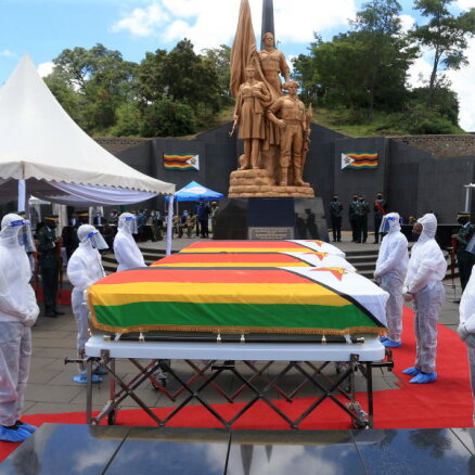 Covid-19: Četri miruši ministri jeb Zimbabves gadījums