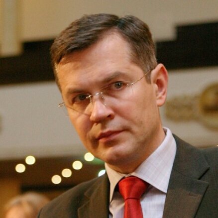 Latkovskis lūdz prokuratūru pārbaudīt pašvaldību un valsts noguldījumu nosacījumus Krājbankā