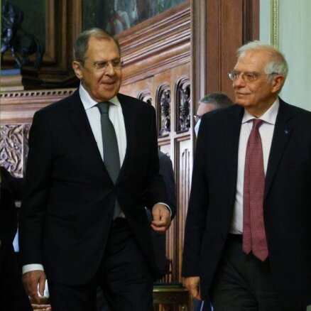 ES un Krievijas attiecības nonākušas zemā punktā, Maskavā paziņo Borreljs