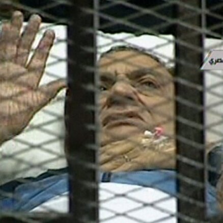 Ēģiptes eksprezidentu Mubaraku šokējuši kadri par Kadafi  nāvi