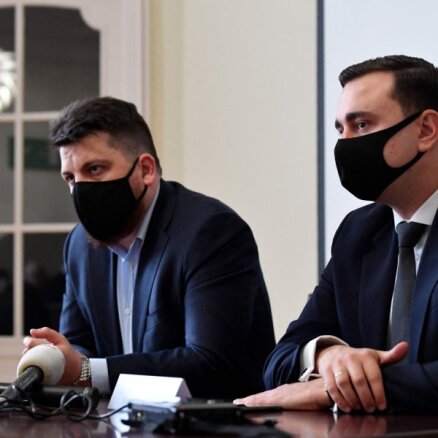 Россия включила соратников Навального в список "террористов и экстремистов"