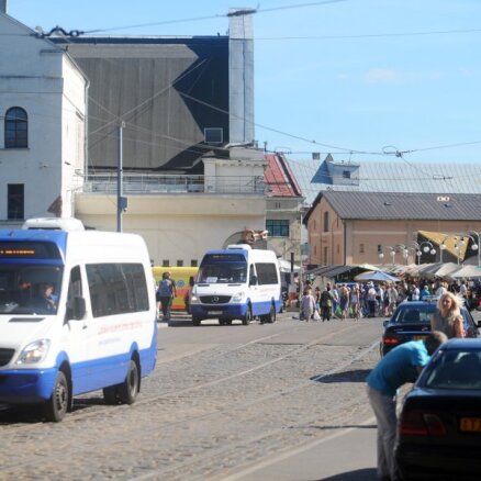 Aiztur valsts dotāciju Rīgas domei par personu ar invaliditāti pārvadājumiem