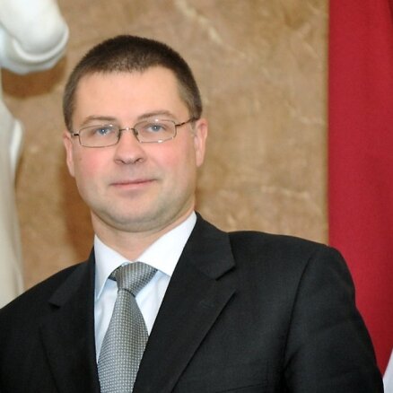 СМИ: премьер Латвии — один из кандидатов в президенты ЕК