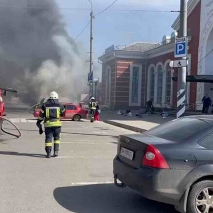 Удар по вокзалу в Краматорске: десятки погибших, городские власти начинают эвакуацию жителей