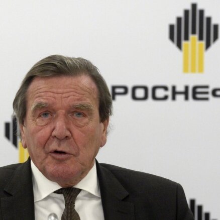 Герхард Шрёдер отклонил предложение "Газпрома" войти в совет директоров