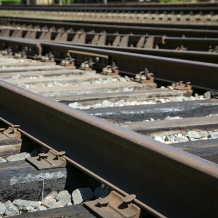 Neelektrificētām dzelzceļa līnijām varētu iepirkt bateriju vilcienus