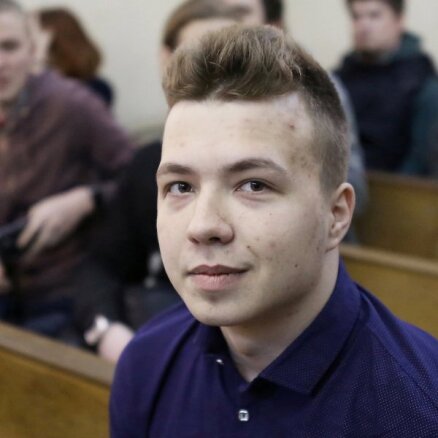 Экс-главред NEXTA Протасевич будет работать в провластном правозащитном центре в Беларуси