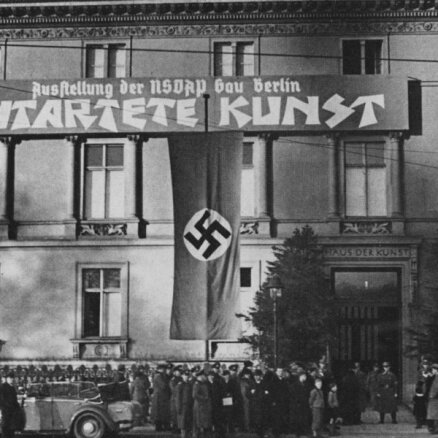 Hitlera atriebes mirklis modernismam: 'Deģenerātu mākslas' izstāde
