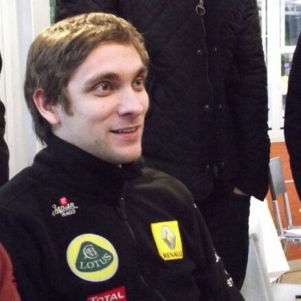 Россиянин Петров все-таки будет гонять в Формуле-1