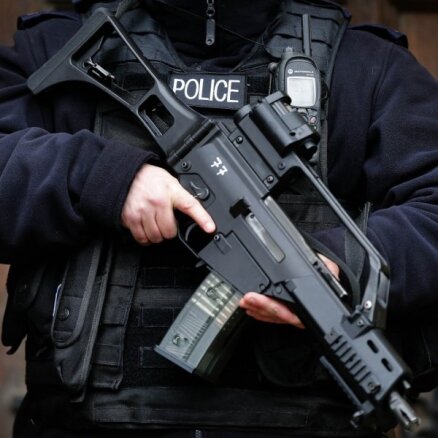 СМИ: Европейские силовики разыскивают еще 8 подозреваемых в терроризме
