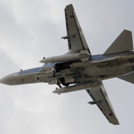Taktiskais bumbvedējs Su-24: Ko tas spēj