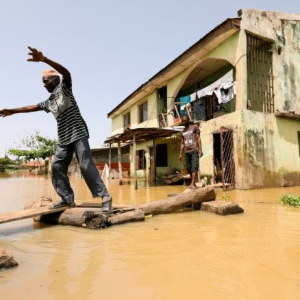 Plūdos Nigērijā gājuši bojā vairāk nekā 100 cilvēki