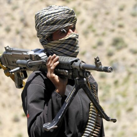 Krievija klusām bruņo 'Taliban', bažījas ASV