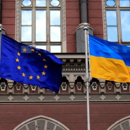 Опрос: более половины европейцев довольны реакцией Евросоюза на войну в Украине