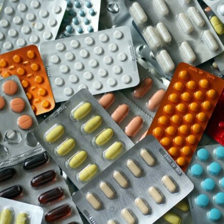 Aicina cilvēkus pašrocīgi neziedot medikamentus Ukrainas iedzīvotājiem