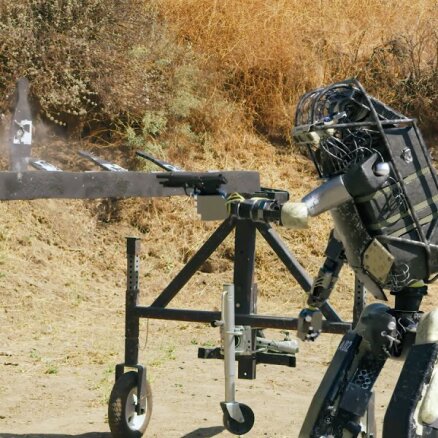 Sešas kompānijas apsola neražot robotus-slepkavas