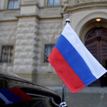 МИД: работник посольства РФ в Вильнюсе объявлен персоной нон грата