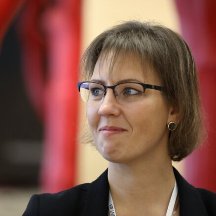 Izglītības ministre nobažījusies par pedagogu lēno vakcinācijas pret Covid-19 tempu