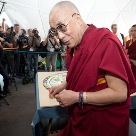Учения Далай-ламы в Риге посетит 4500 человек со всего мира, ожидается и Борис Гребенщиков