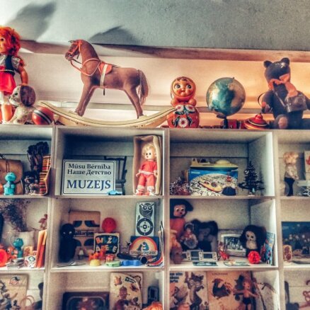 Atgriezties bērnībā. Kā tapa pagājušā gadsimta rotaļlietu muzejs Rīgā