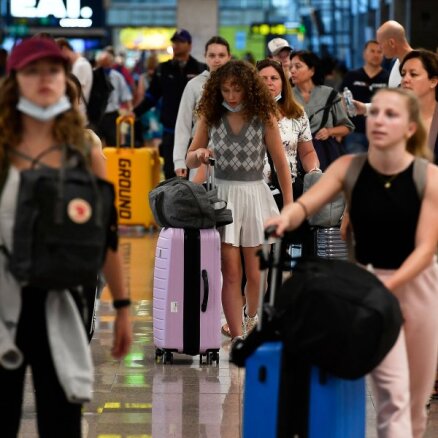 Аэропорты Испании отменят ограничения на провоз жидкости в ручной клади
