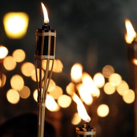 В Латвии проверят сюжет НТВ о факельном шествии на День Лачплесиса