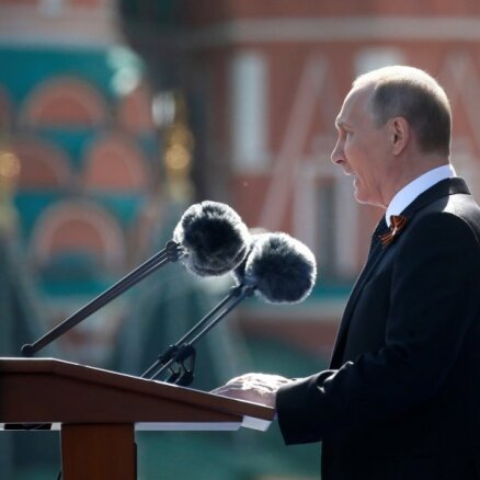 Путин: "Как и в 1945 году, победа будет за нами"