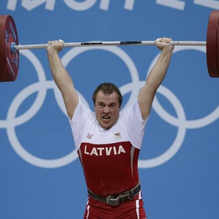 Сегодня тяжелоатлет Плесниекс может принести Латвии первую медаль Рио-2016