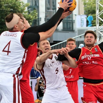 Latvijas 3x3 vīriešu basketbola izlase Pasaules kausa ceturtdaļfinālā zaudē Serbijai