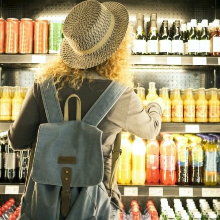 Nozīmīgākie Latvijas eksporta produkti pērn bijuši bezalkoholiskie un alkoholiskie dzērieni
