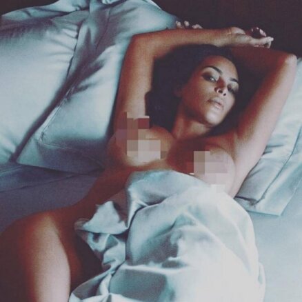 ФОТО: Ким Кардашьян обнажилась для Instagram