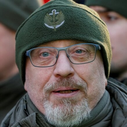 Министр обороны Украины: вооружать Киев будут долго и тщательно