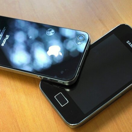 Apple и Samsung оснастят смартфоны электронными SIM-картами