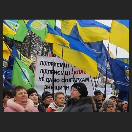 В Киеве с Майдана выкинули предпринимателей вместе с палатками