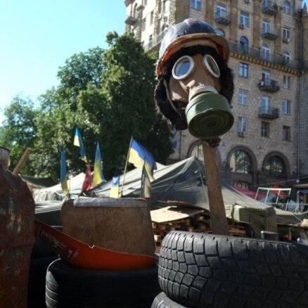 На Майдане в Киеве прозвучали взрывы, есть раненый