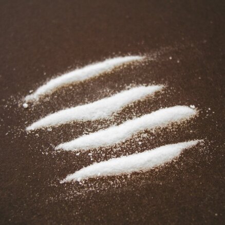 Policija pie jaunieša Zolitūdē atrod 20 gramus kokaīna