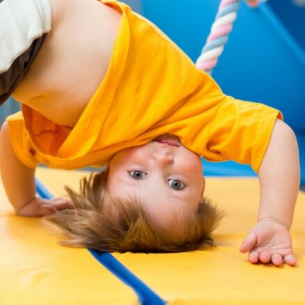 Pieci motivējoši ieteikumi, kā likt bērnam iemīlēt sportiskas aktivitātes