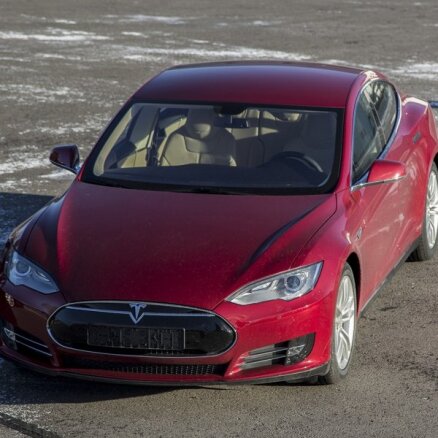 Tesla бьет рекорды продаж в Норвегии: пользованное авто стоит дороже нового