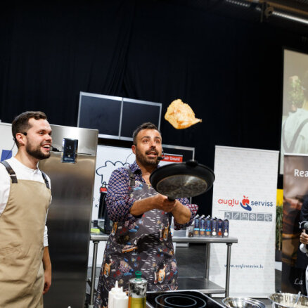 Foto: 'Baltic Chefs' un Roberto gatavo izstādē 'Riga Food 2021'